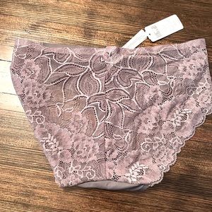 Soma Lace Back Hipster Size M